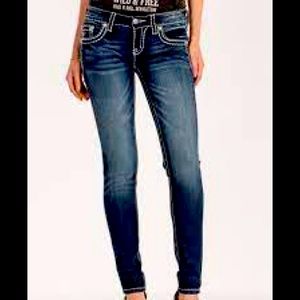 Miss me buckle skinny jeans